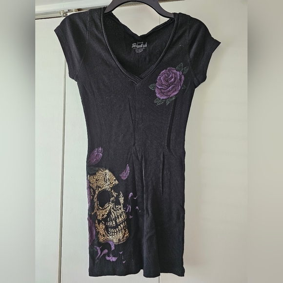 Sinful Gold Skull Top - Picture 1 of 6